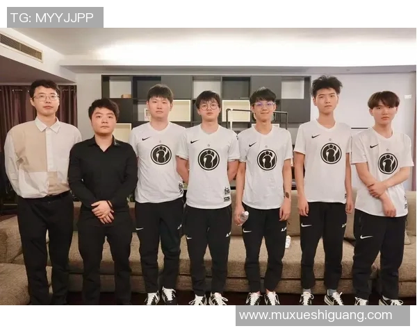 esports数据挑战者杯中IG团队协作表现分析与评价探讨